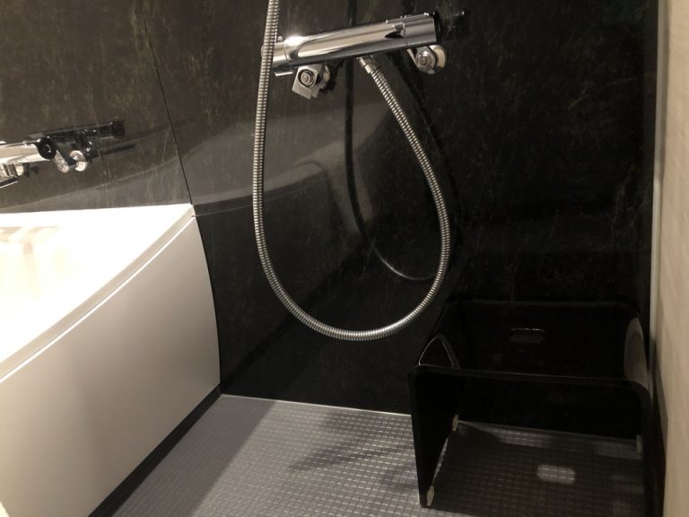 バスルーム 風呂椅子