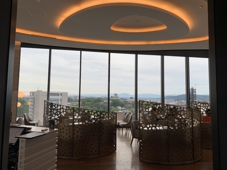 レストラン風景