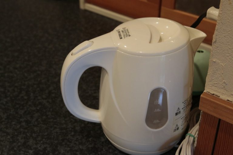 2Fキッチン(電気ケトル)