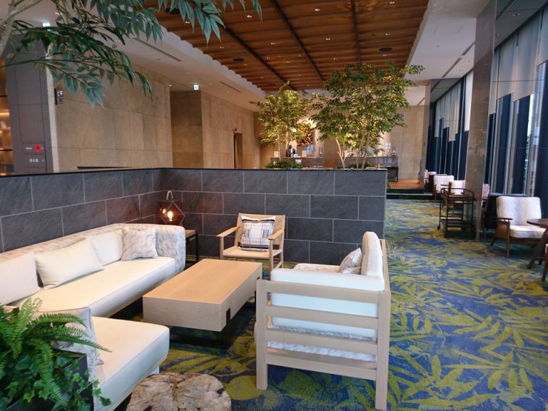 宿泊者専用ラウンジ「BLOOM」全体