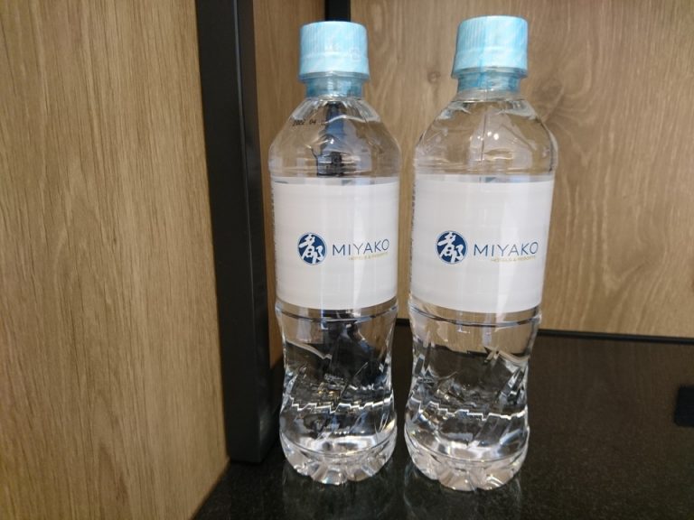 無料ミネラルウォーター