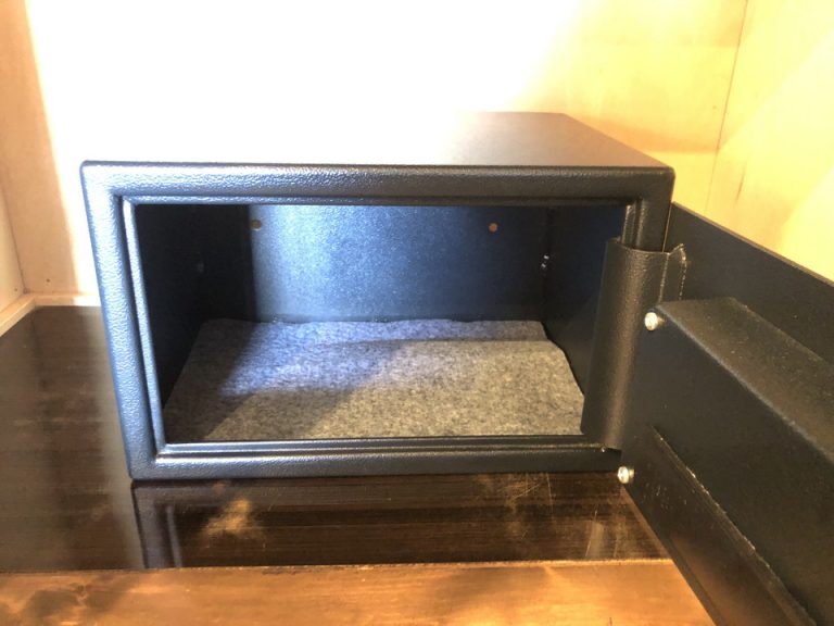 セーフティーボックス(開けた状態)