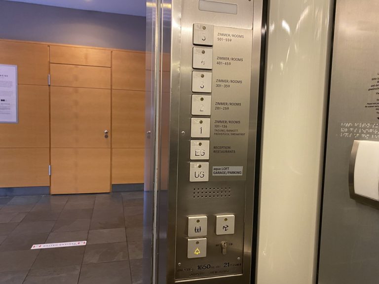 エレベータ階数ボタンs