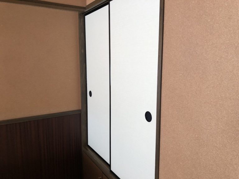 クローゼット閉じた状態