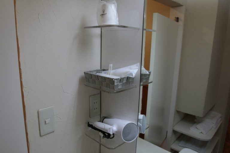 2F洗面台アメニティ