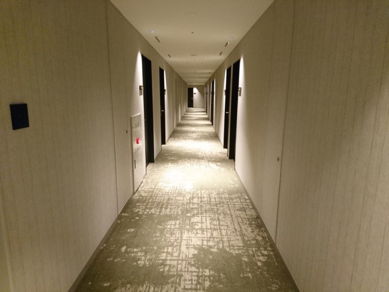 客室階廊下全体