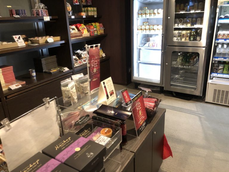 ショップ内観1