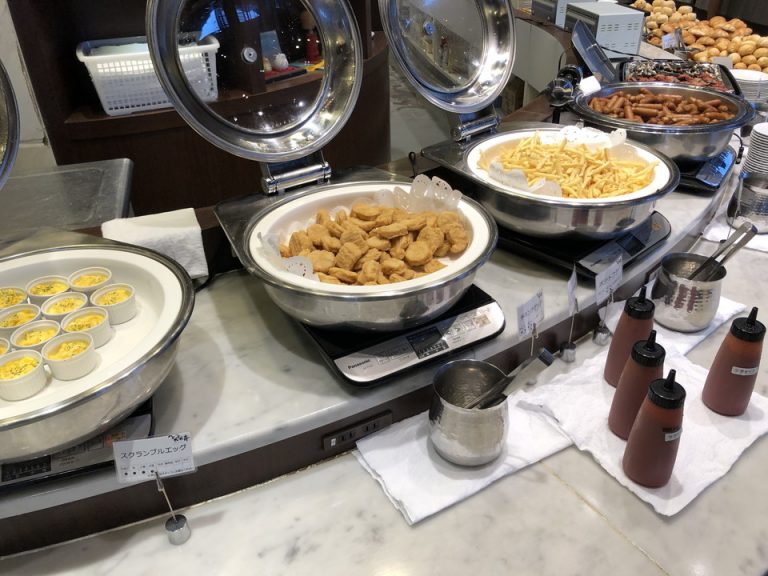 ナゲット スクランブルエッグ ウィンナー