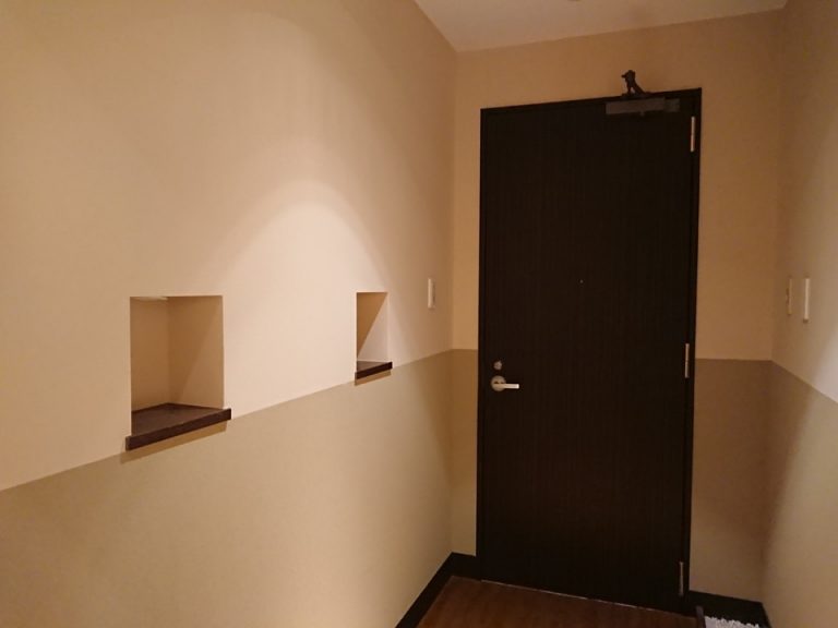 客室入口内観ドア