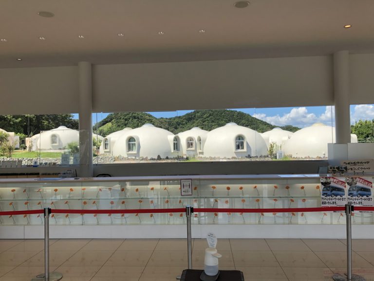 フロントからも客席が見えます