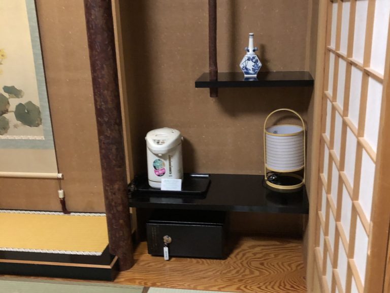 ポットとセーフティーボックス