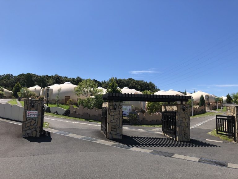 エントランスゲート