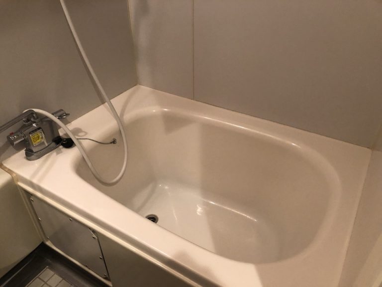 バスタブ