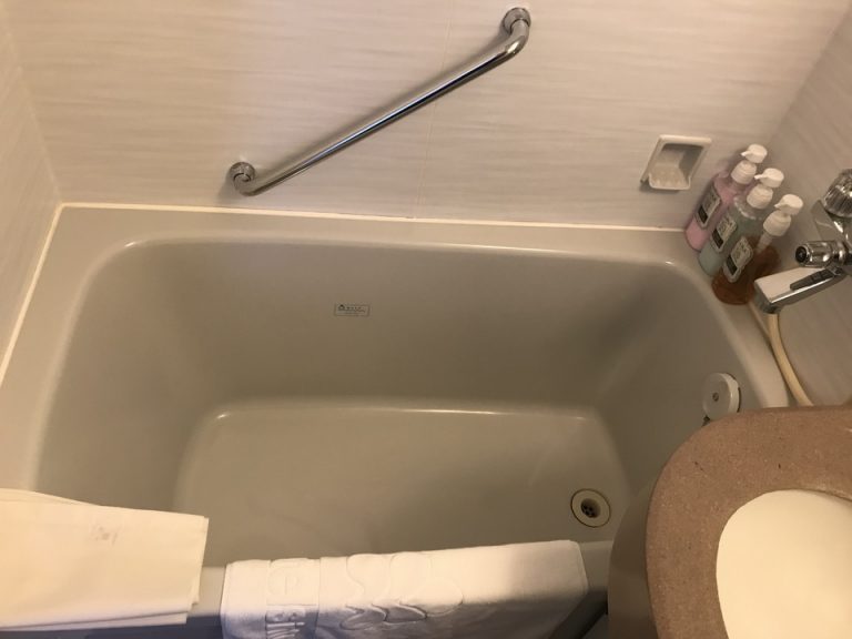 バスタブ