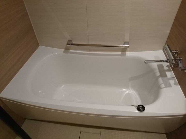 バスタブ