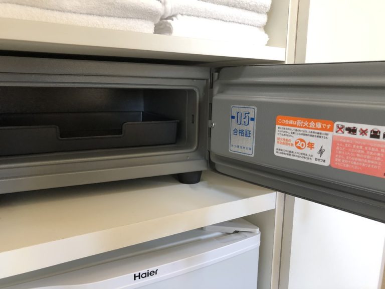 セーフティーボックス 開けた状態