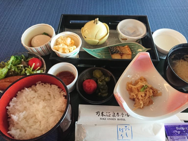 バランスの取れた健康的な和定食でした