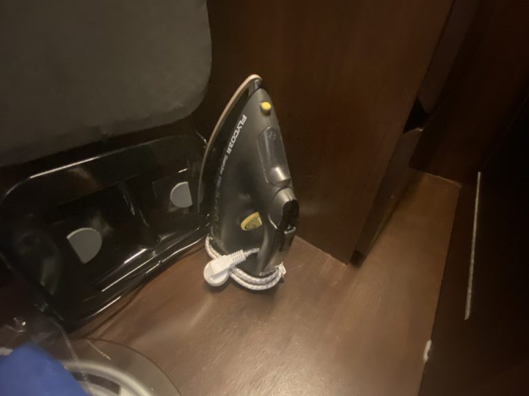 アイロン クローゼットの中