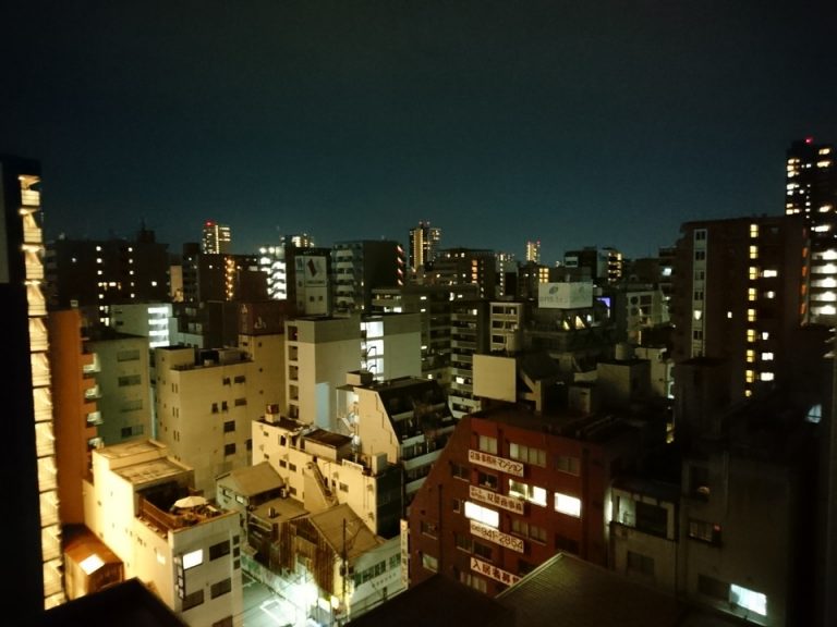 バルコニーからの眺望夜(東南方向)