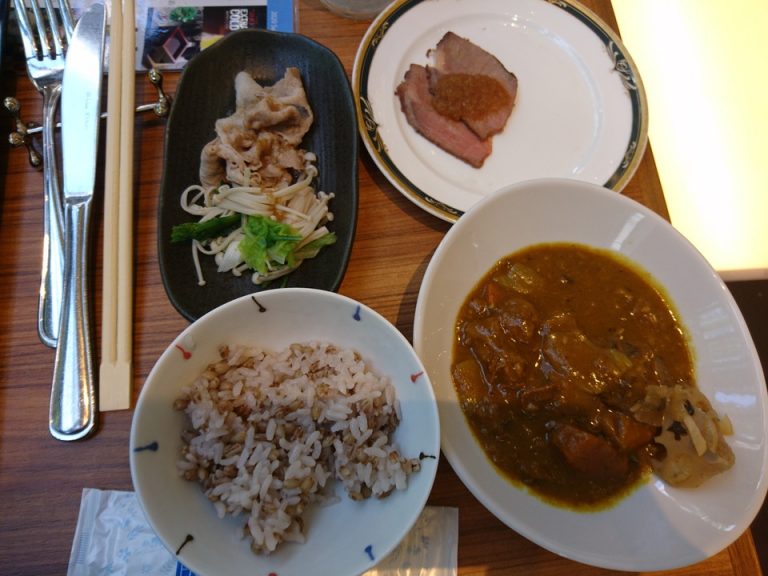 料理(しゃぶしゃぶは昼のみ)