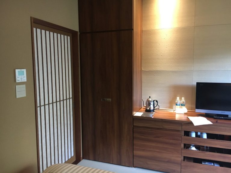 クローゼット外観