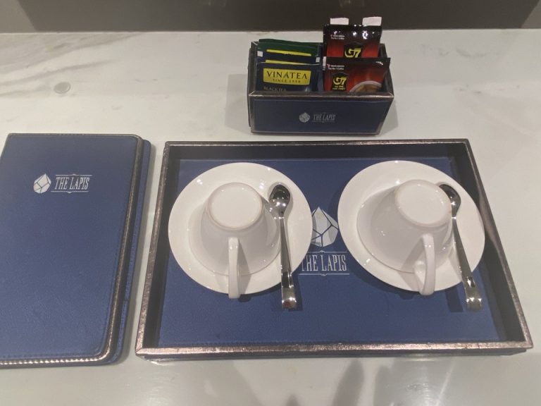 カフェ
