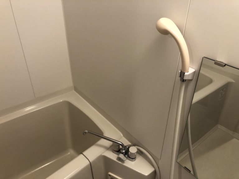 シャワー