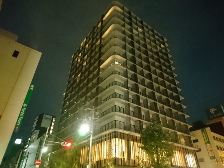 建物全体(夜)