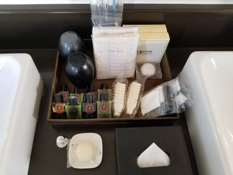 シャンプー、トリートメント、ボディソープもこちらにありました