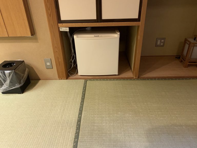 冷蔵庫閉めた状態