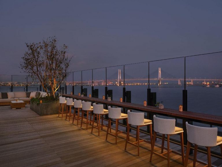 18316463550aaf74f9ad3a2b6281cffb