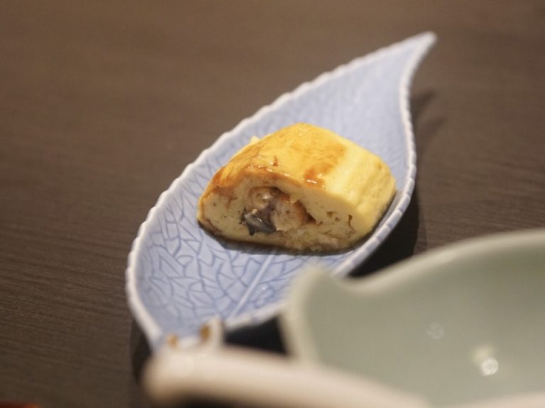 ワゴンサービスの出し巻き卵