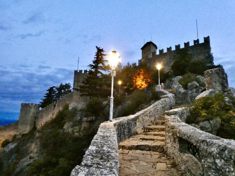 41. 街の様子、観光スポット4:グアイタ城塞も徒歩圏内です。