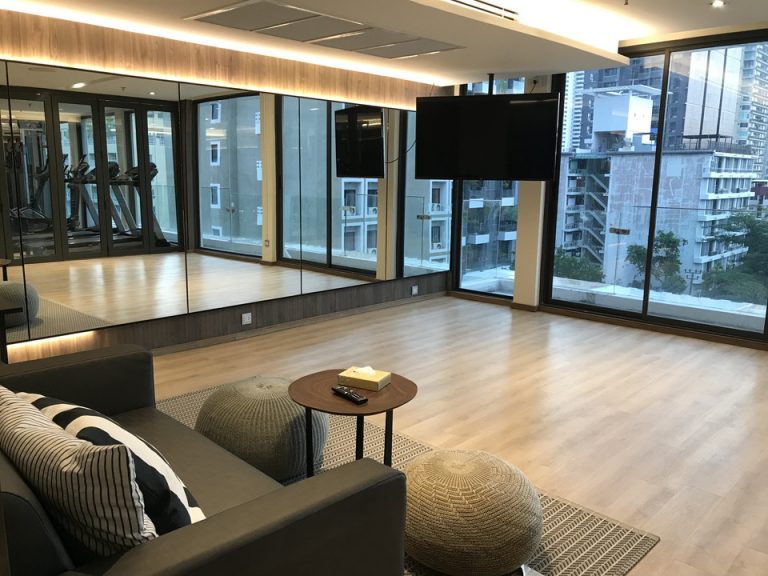 ミーティングルーム内観(1)