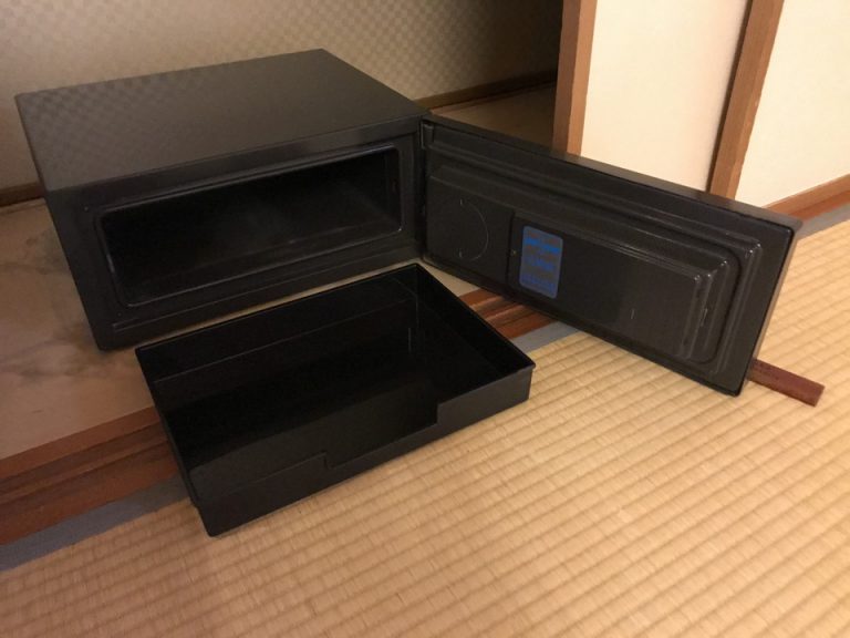 セーフティーボックス開けた状態