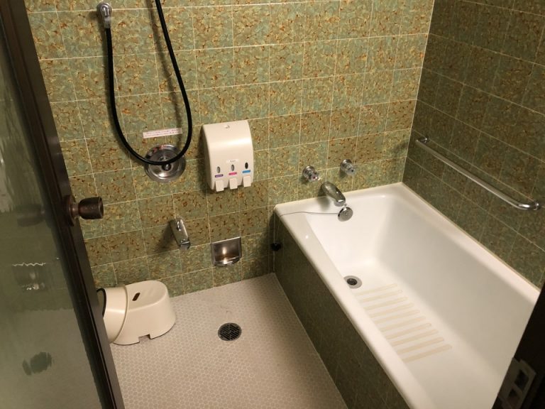 バスルーム全体