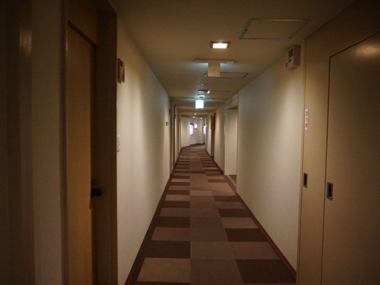 客室階廊下