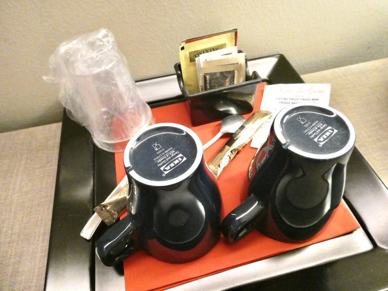 25. ミニバー・カフェ1