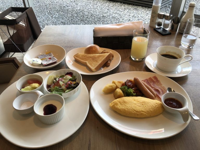 アメリカンブレックファースト 卵料理はオムレツ