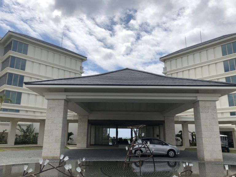 ホテルエントランス正面