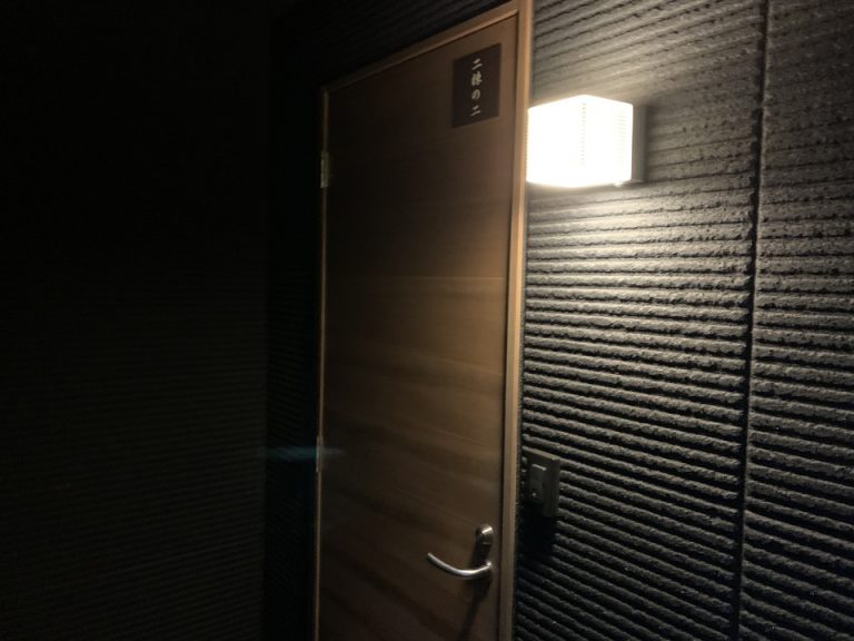 客室入口外観ドア(2)