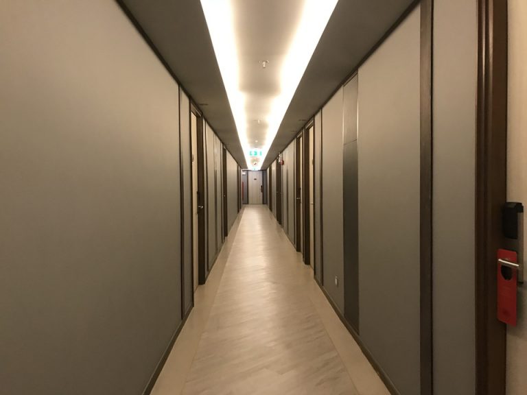 客室階廊下全体