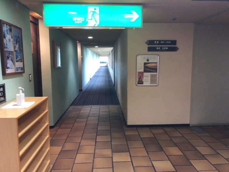 客室階廊下全体