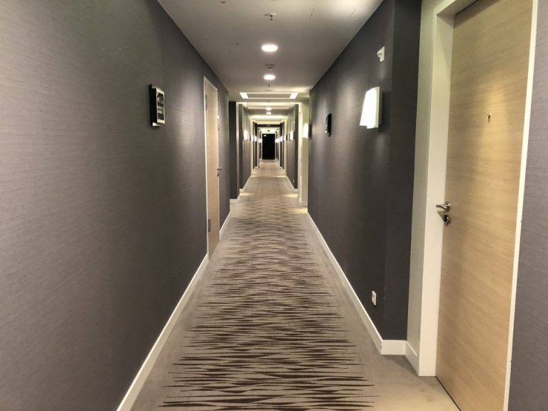 客室階廊下全体