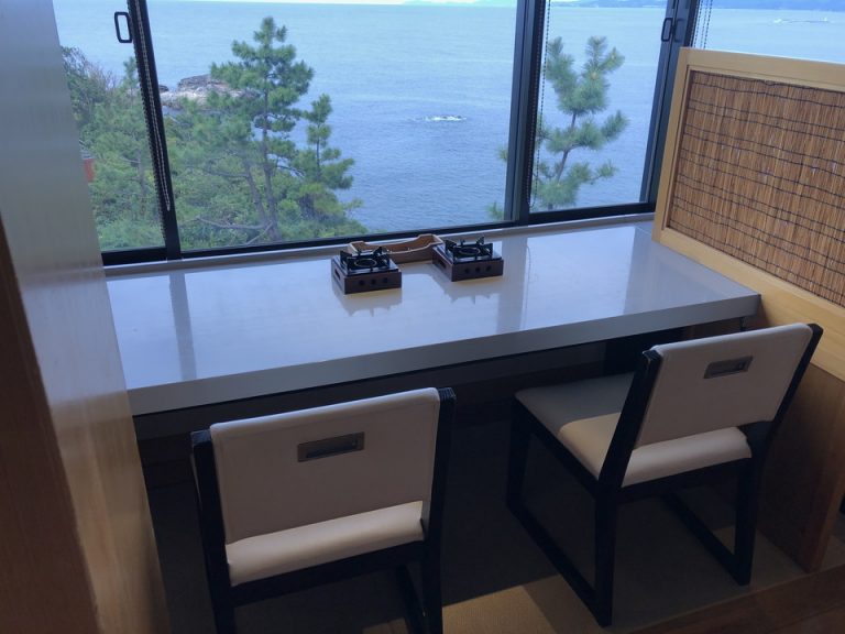 店内2