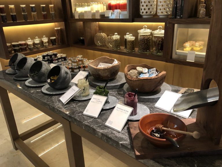 ジャム、バター、はちみつ