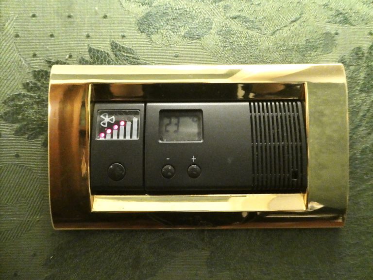 エアコンもしっかり効いています。1