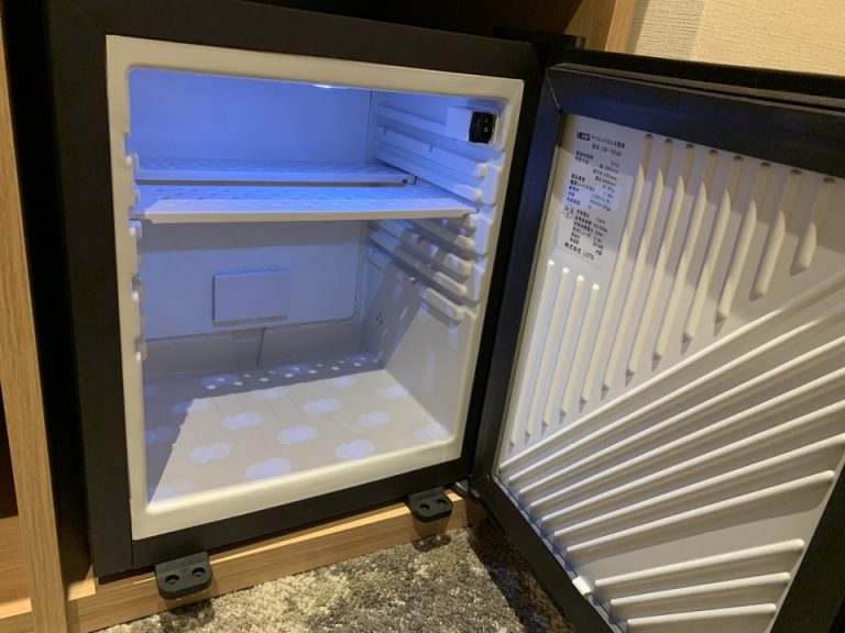冷蔵庫(開けた状態)