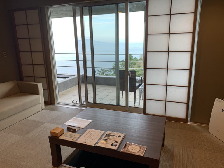 客室窓(1)