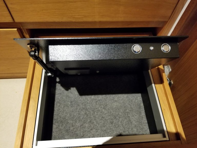 セーフティボックスの中